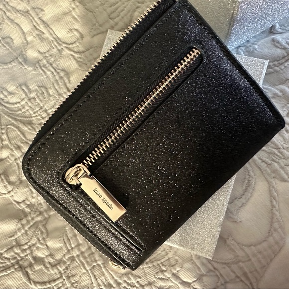 Kate Spade Small Wallet/Card Holder “New” with Box - Picture 6 of 13